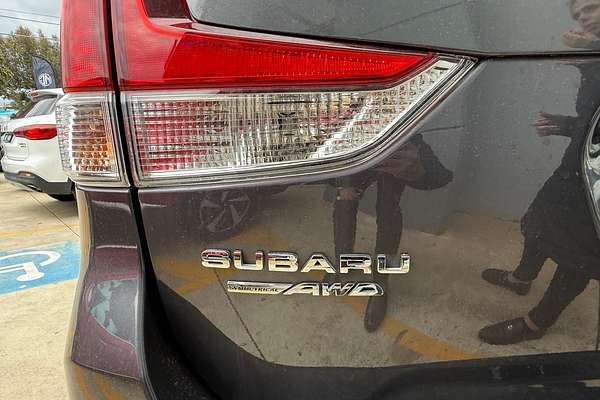 2022 Subaru Forester 2.5i Premium S5