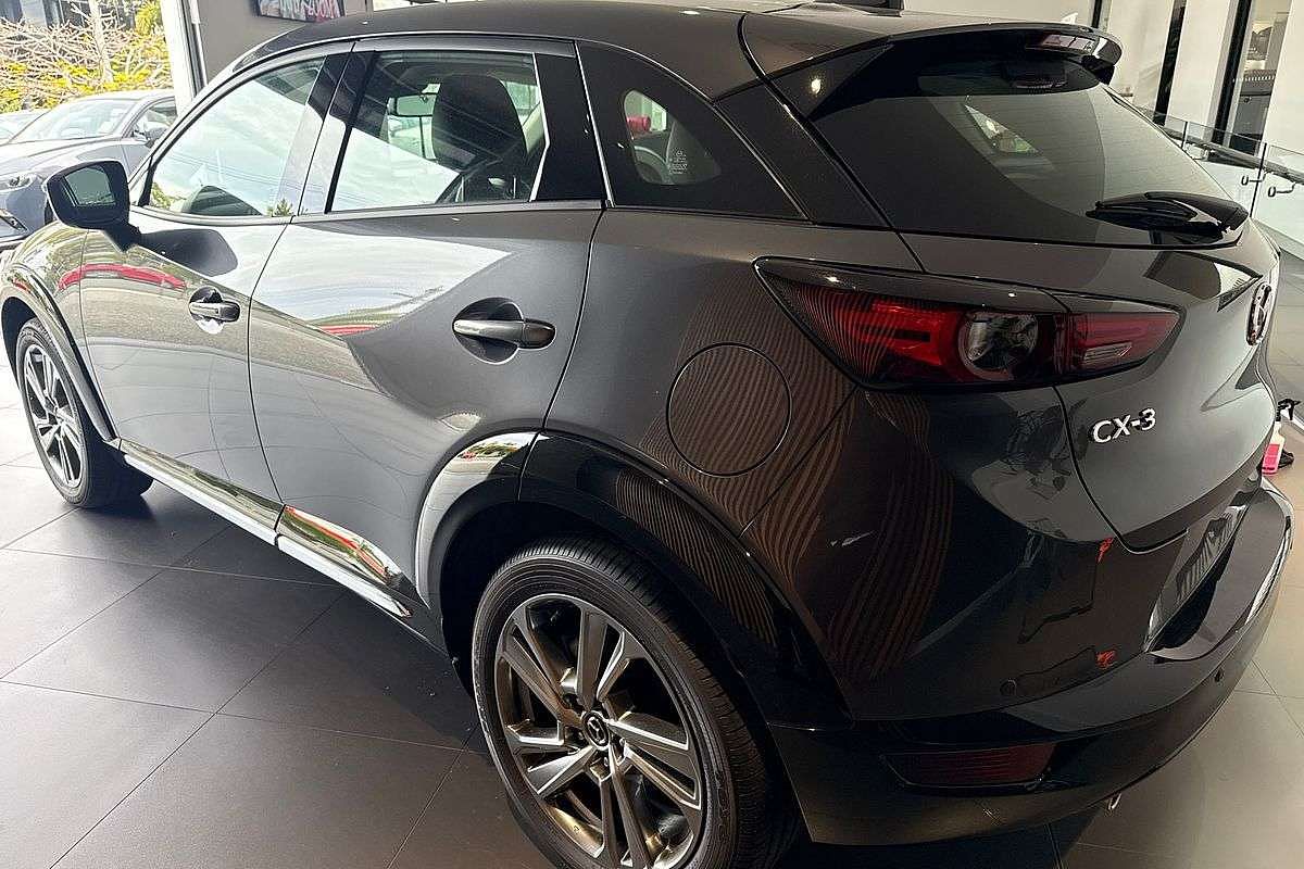 2025 Mazda CX-3 G20 Akari DK