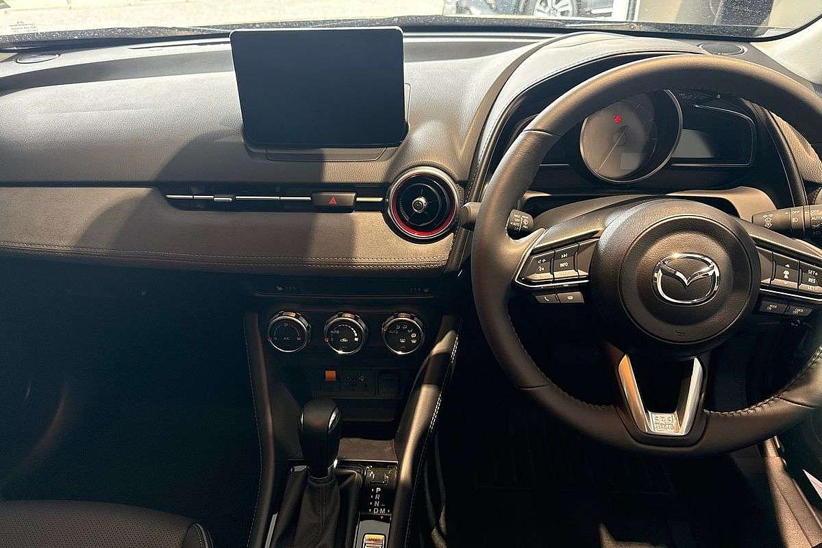 2025 Mazda CX-3 G20 Akari DK