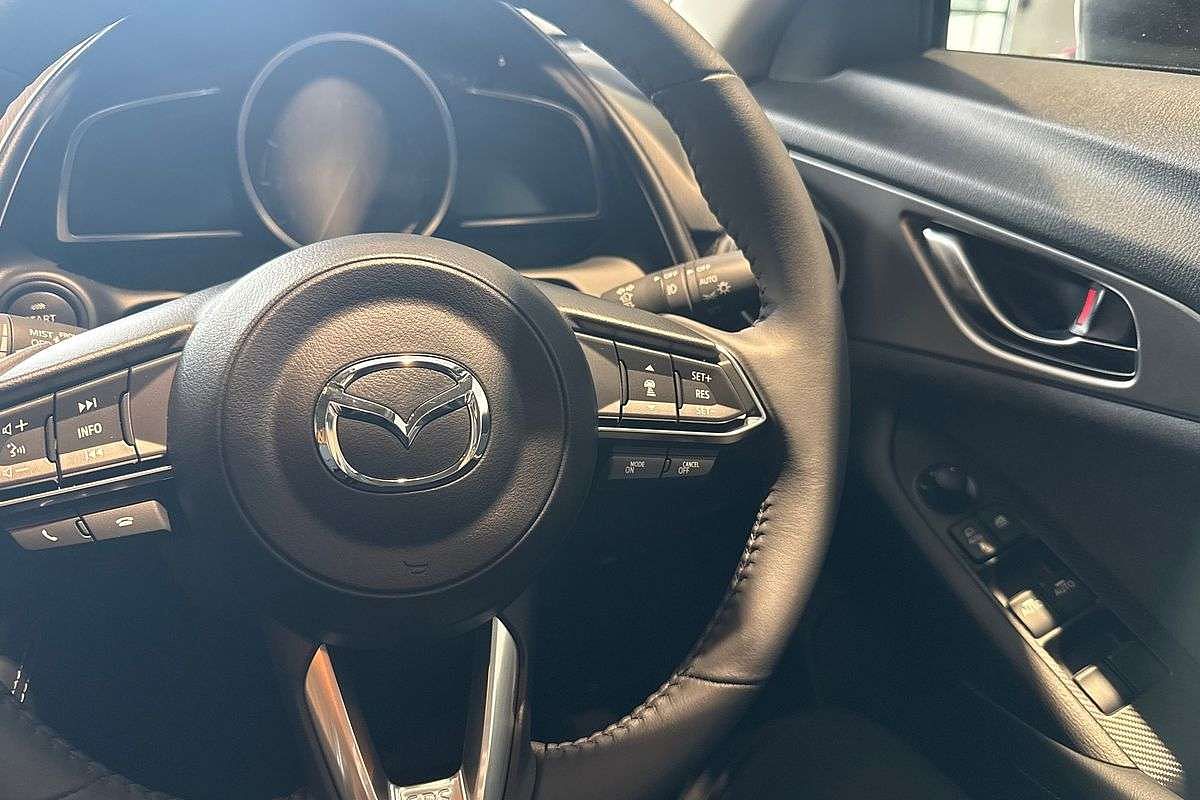2025 Mazda CX-3 G20 Akari DK