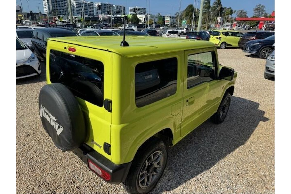 2023 Suzuki Jimny