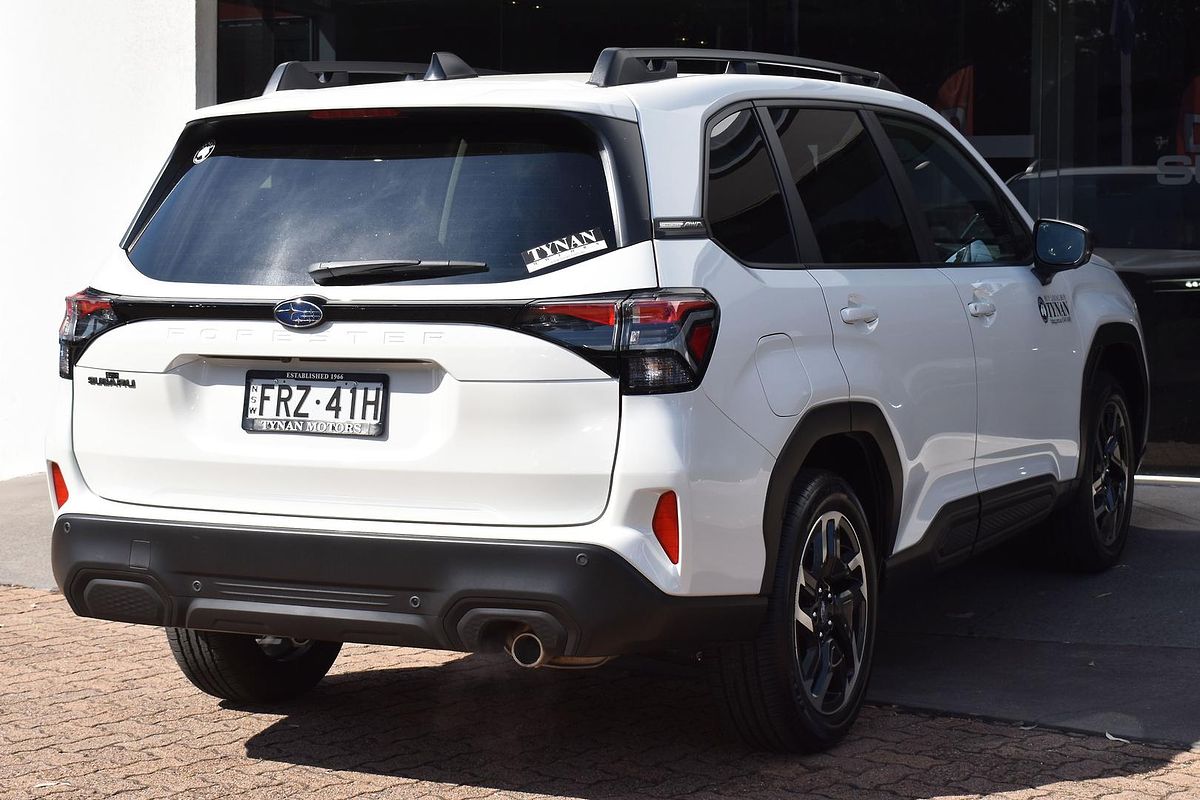 2025 Subaru Forester S6