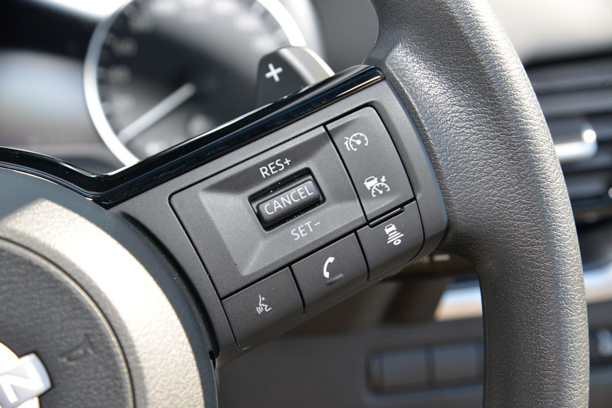 2024 Nissan X-TRAIL ST T33