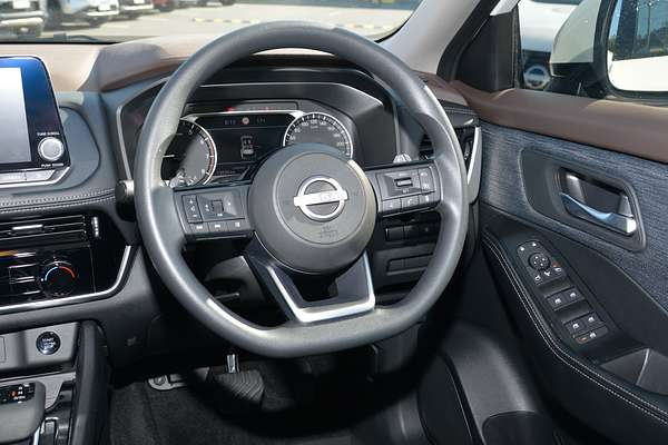 2024 Nissan X-TRAIL ST T33