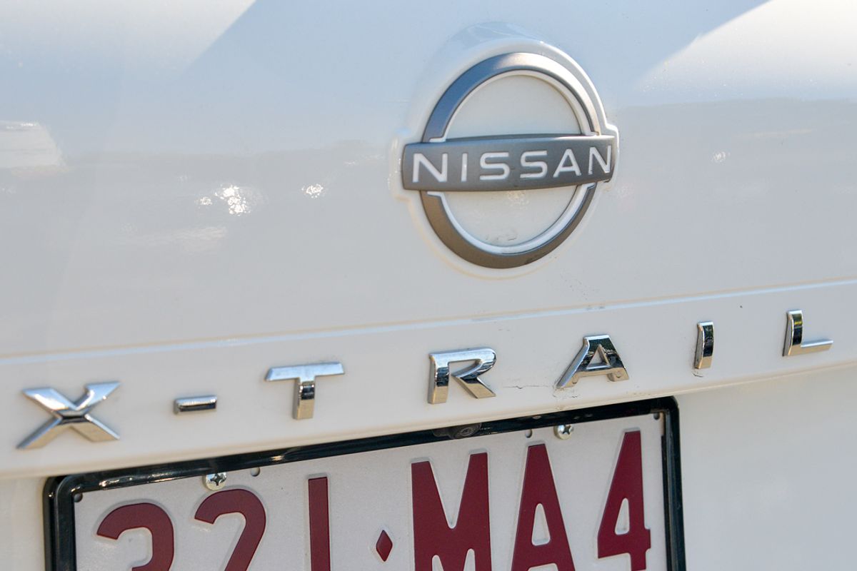 2024 Nissan X-TRAIL ST T33