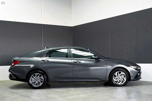 2025 Hyundai i30 Elite Hybrid CN7.V2