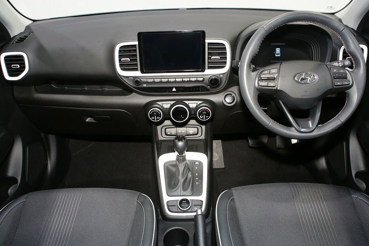 2024 Hyundai Venue Elite QX.V5