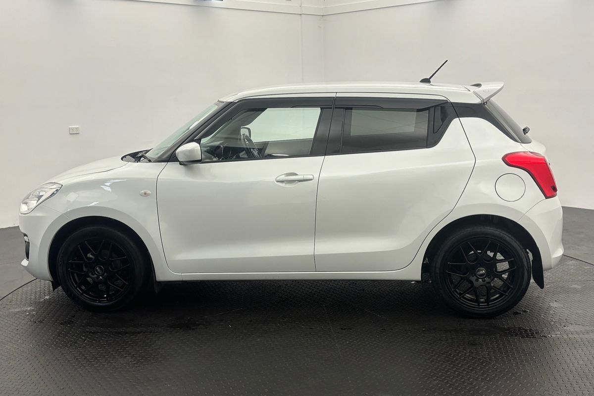 2018 Suzuki Swift GL Navigator AZ
