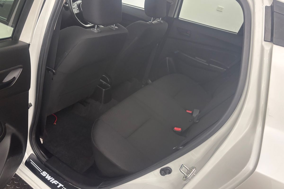 2018 Suzuki Swift GL Navigator AZ