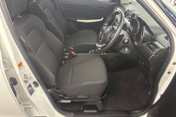 2018 Suzuki Swift GL Navigator AZ