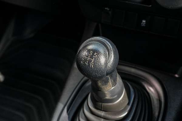 2018 Toyota Hilux Workmate TGN121R Rear Wheel Drive