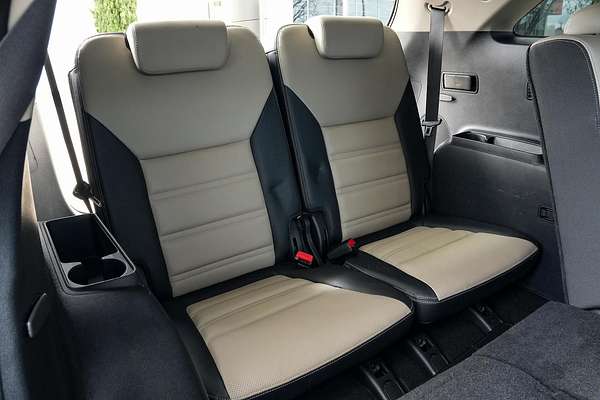 2018 Kia Sorento SLi UM