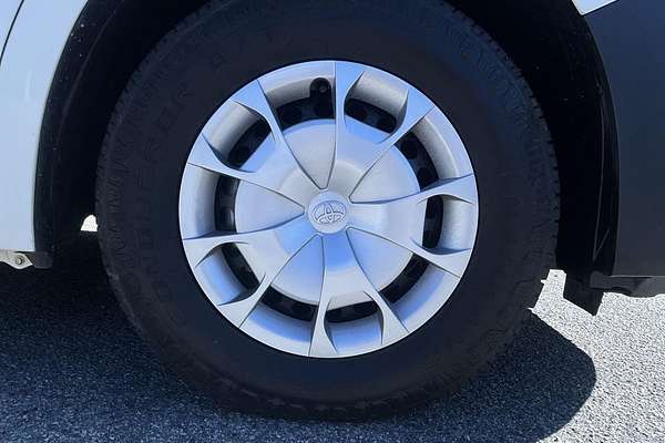 2021 Toyota Hiace Commuter GDH322R ELWB High Roof