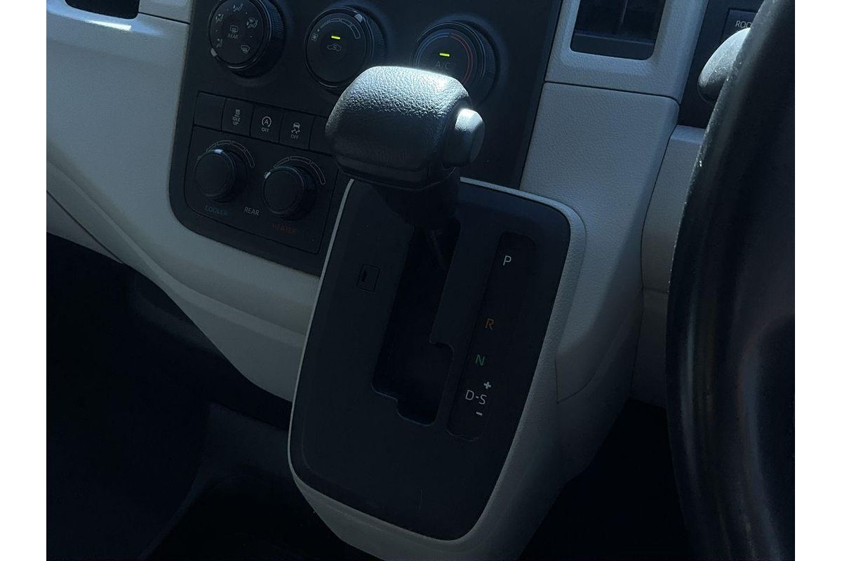 2021 Toyota Hiace Commuter GDH322R ELWB High Roof