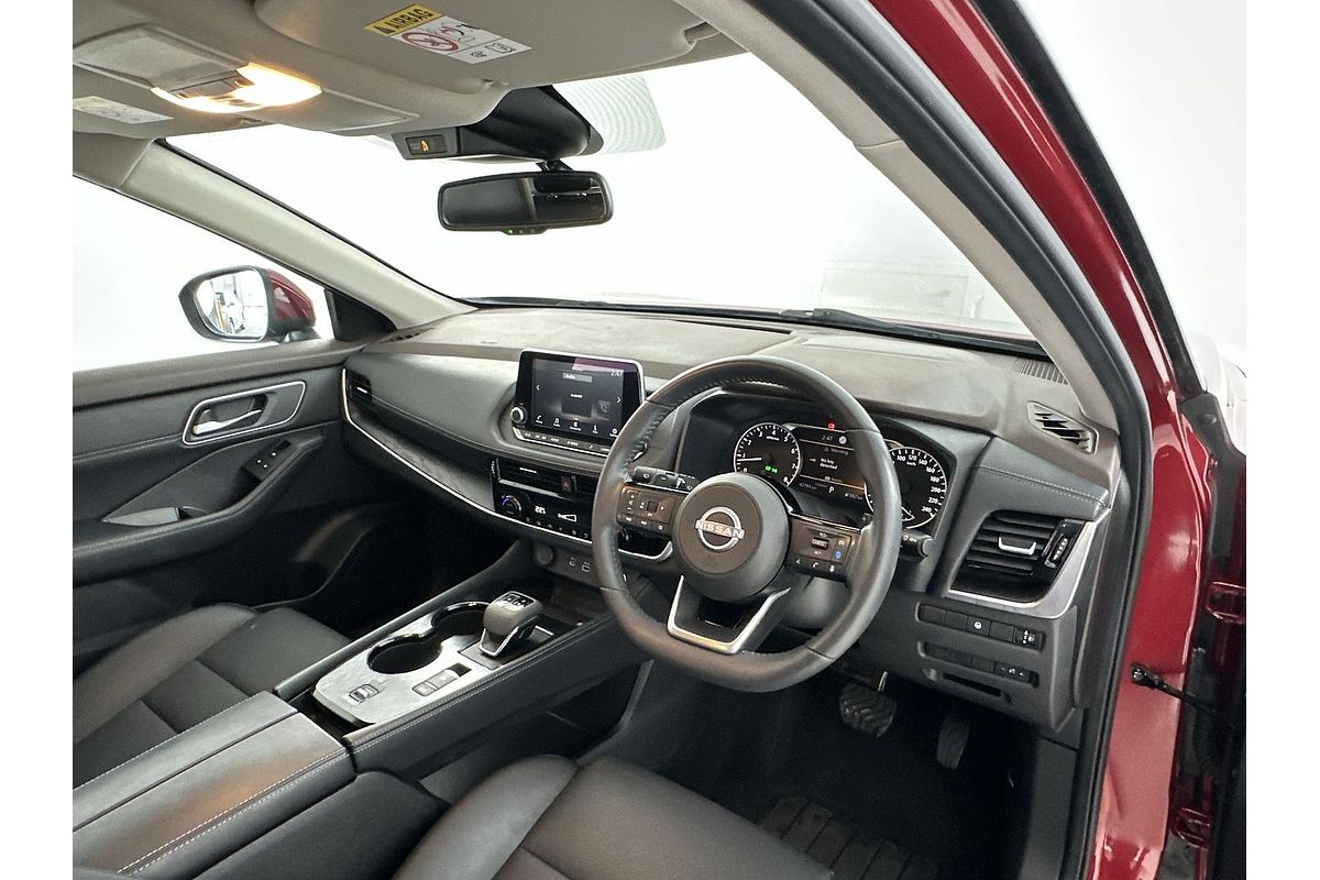 2023 Nissan X-TRAIL ST-L T33