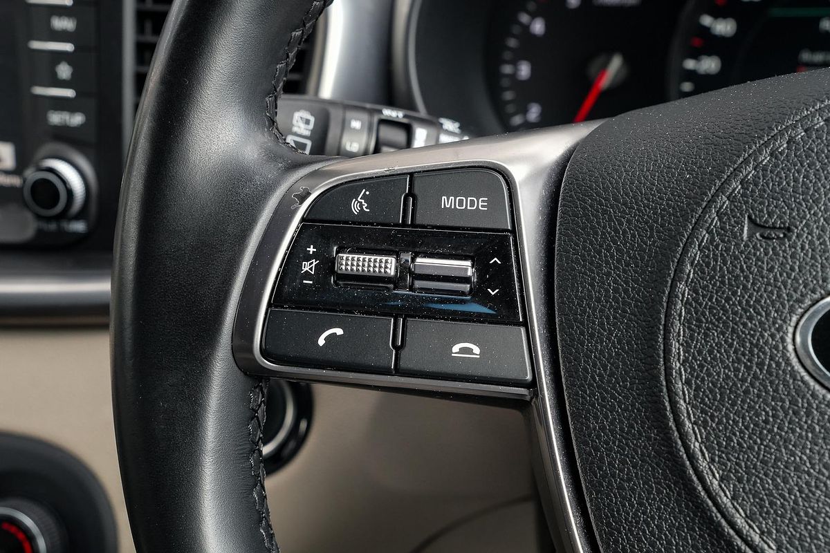 2018 Kia Sorento SLi UM