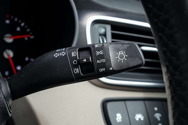 2018 Kia Sorento SLi UM