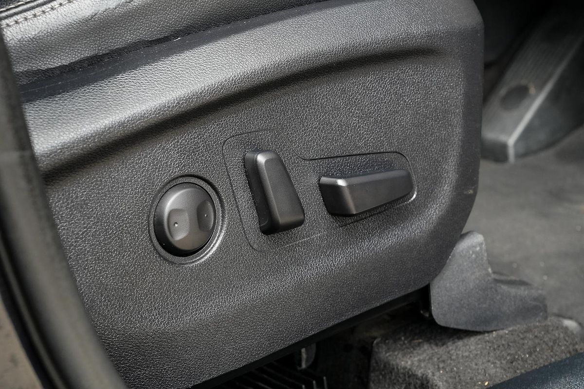 2018 Kia Sorento SLi UM