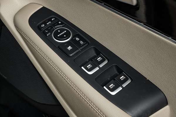 2018 Kia Sorento SLi UM