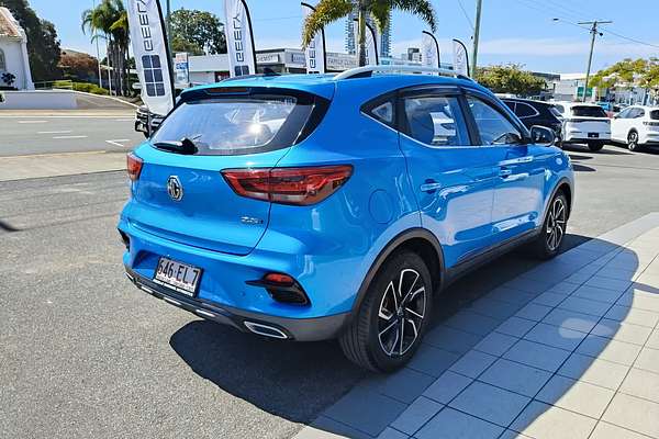 2022 MG ZST Essence