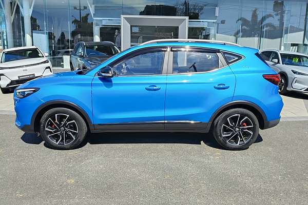 2022 MG ZST Essence