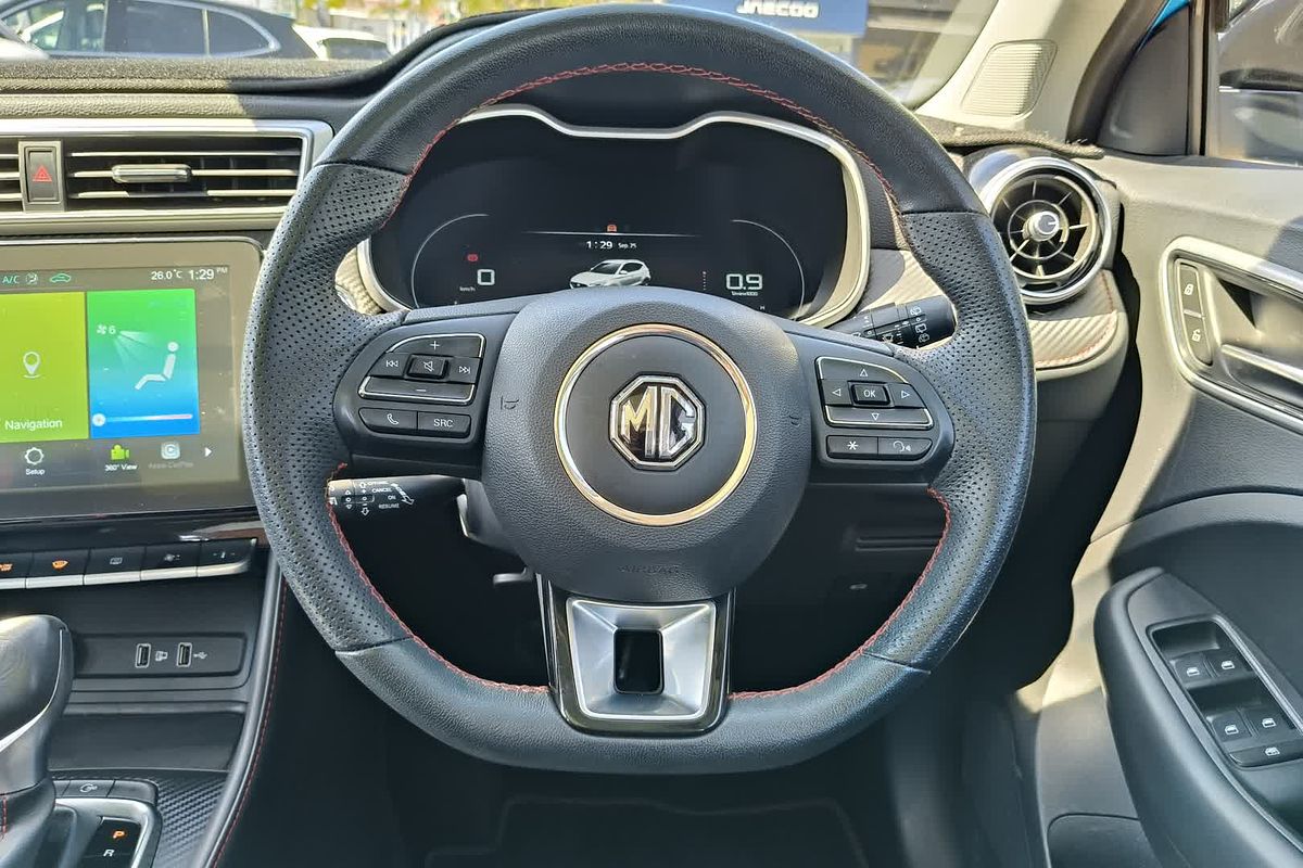 2022 MG ZST Essence