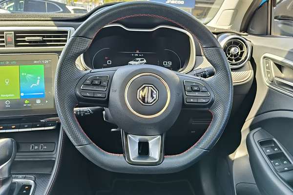 2022 MG ZST Essence
