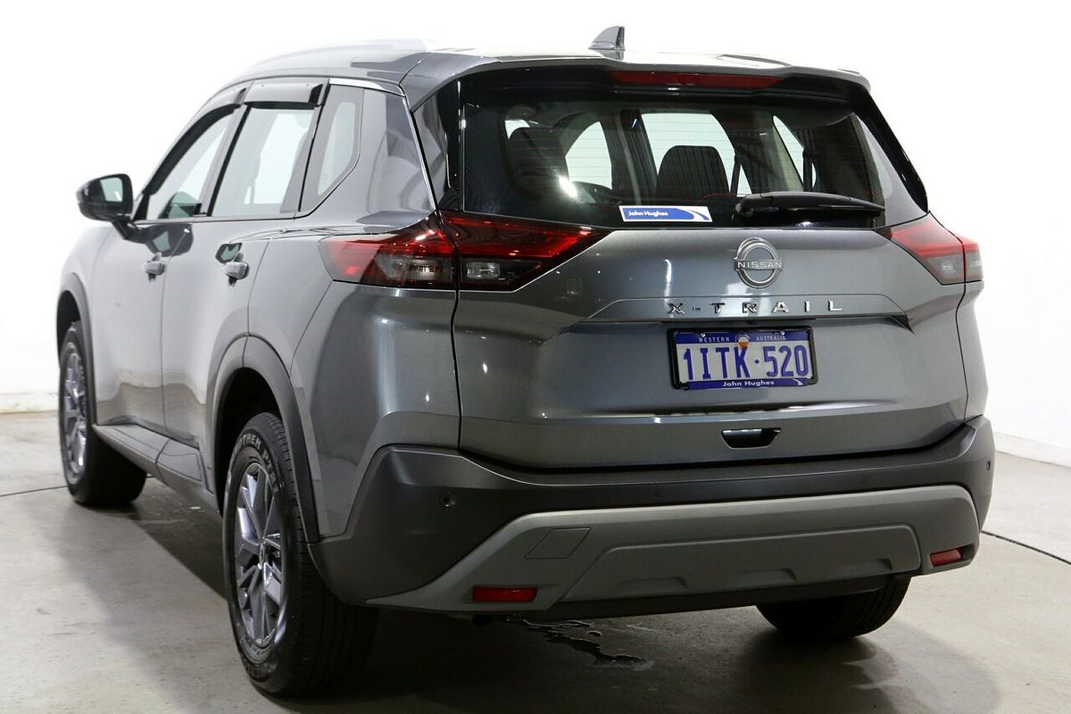 2025 Nissan X-TRAIL ST T33