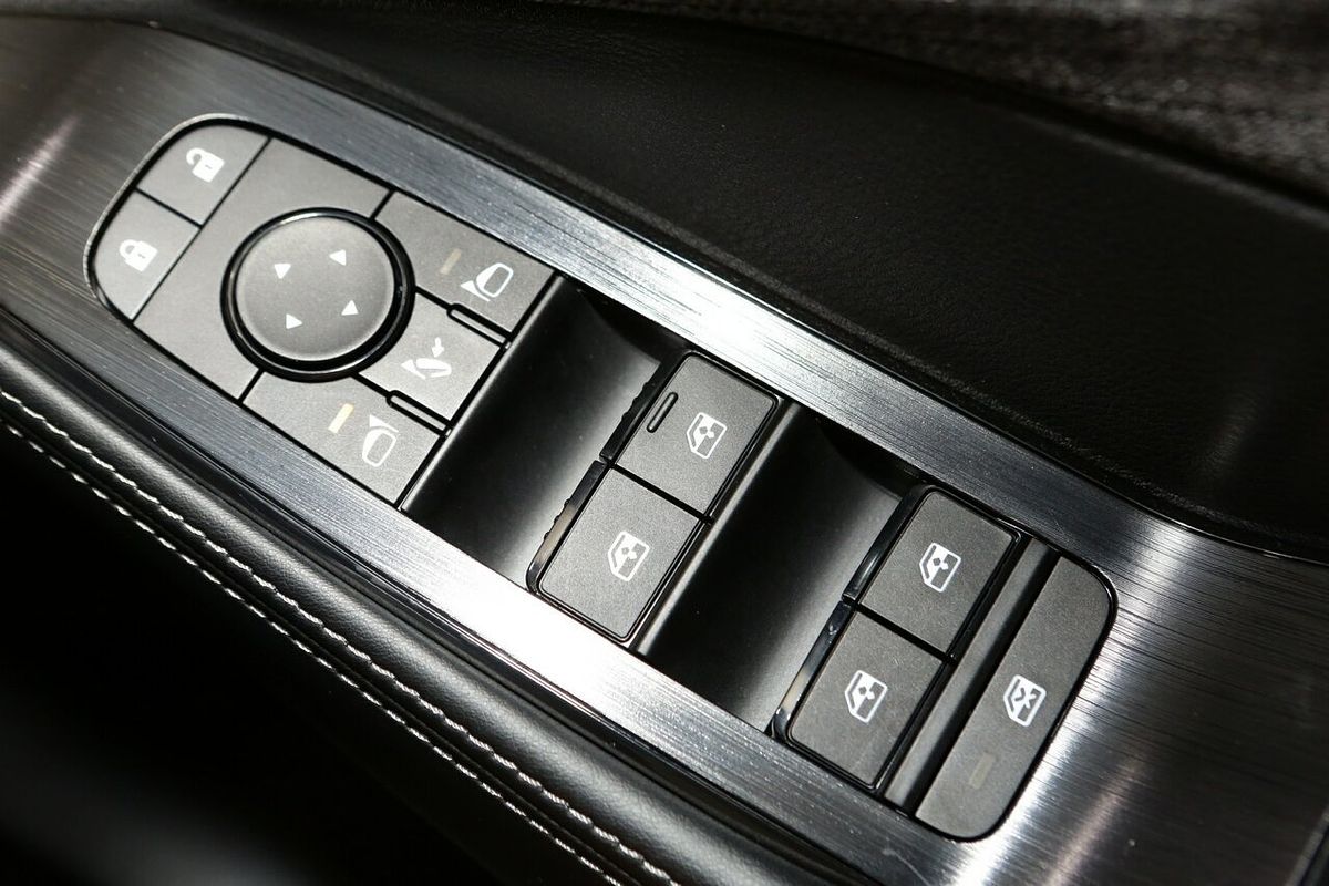 2025 Nissan X-TRAIL ST T33