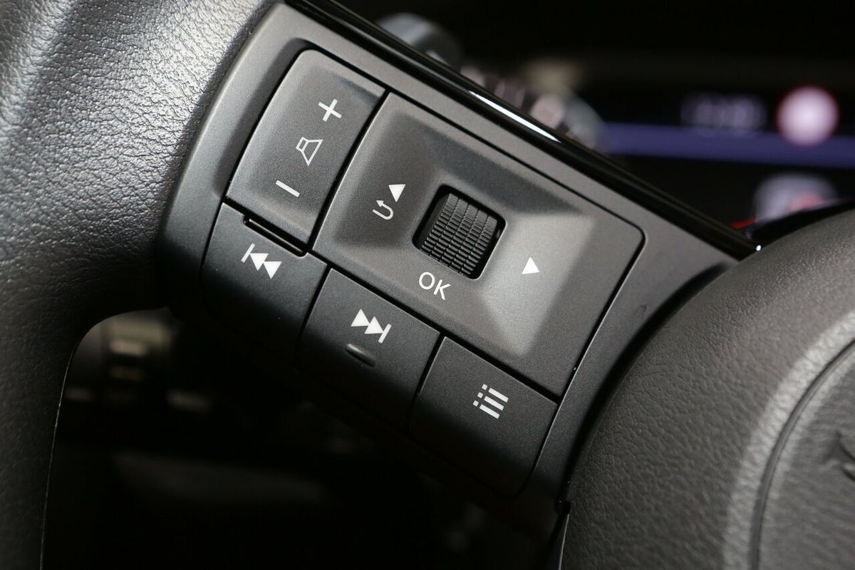2025 Nissan X-TRAIL ST T33