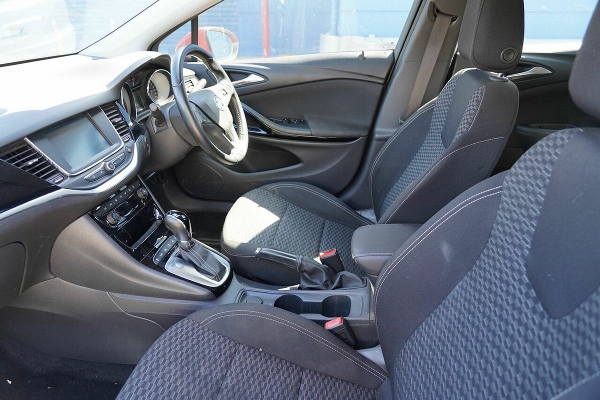 2017 Holden Astra RS BK