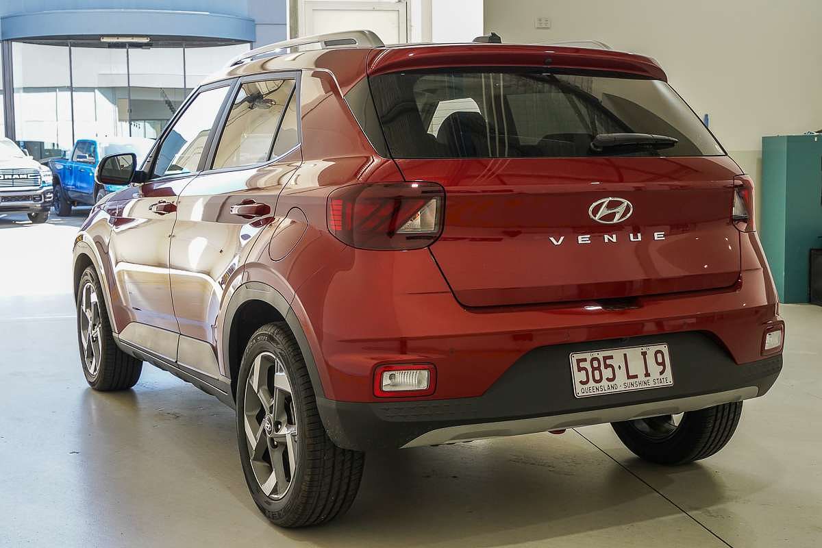 2024 Hyundai Venue Elite QX.V5