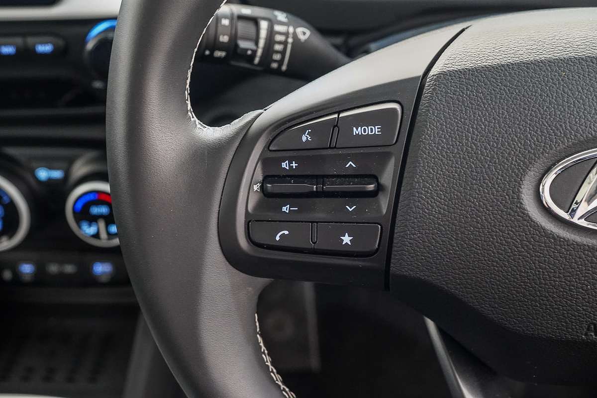 2024 Hyundai Venue Elite QX.V5