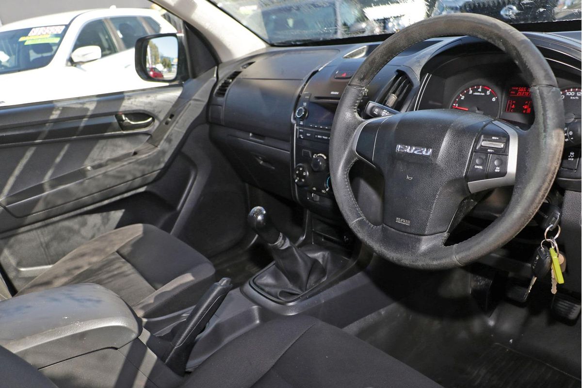 2013 Isuzu D-MAX SX Rear Wheel Drive