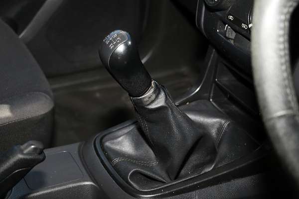 2013 Isuzu D-MAX SX Rear Wheel Drive
