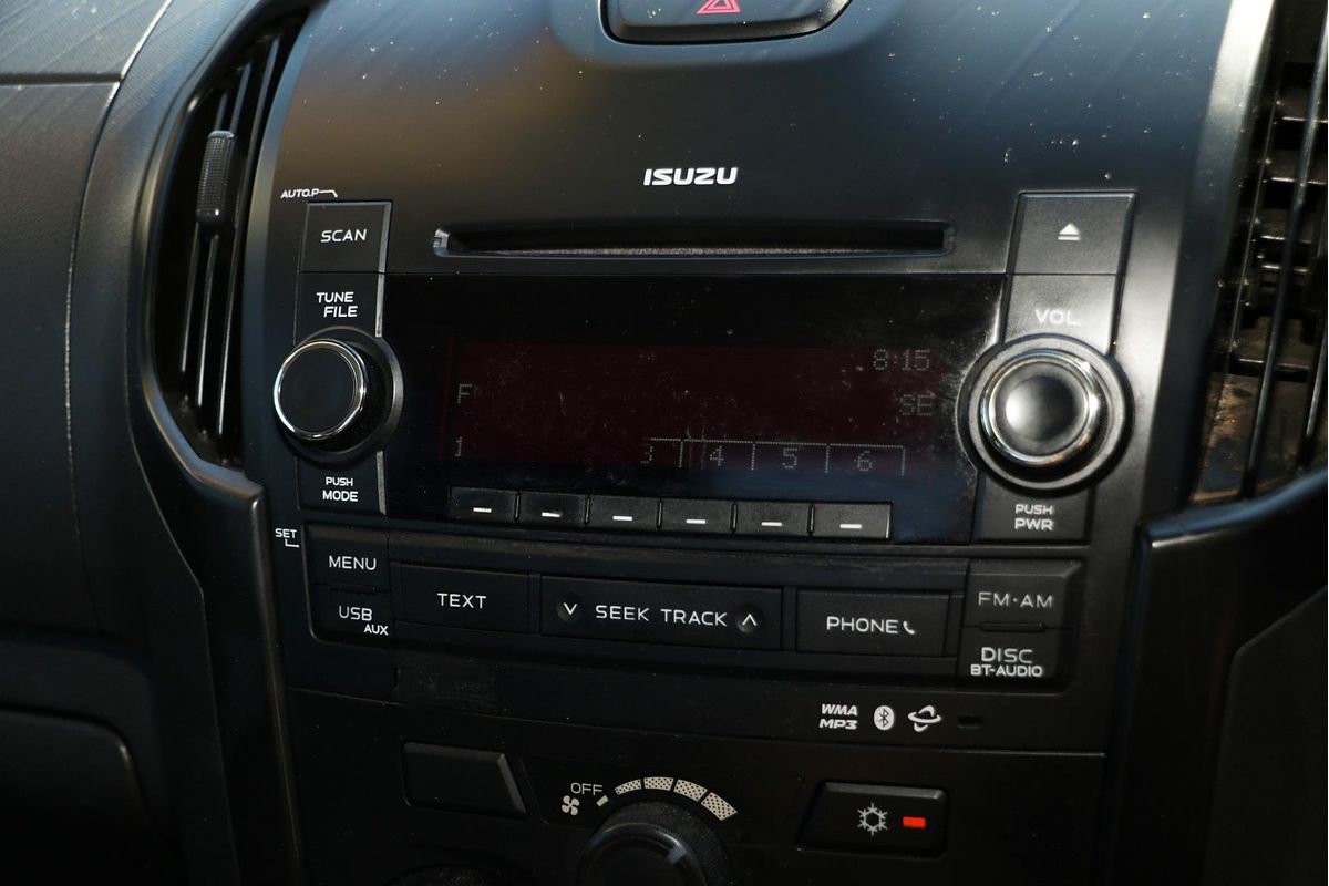2013 Isuzu D-MAX SX Rear Wheel Drive