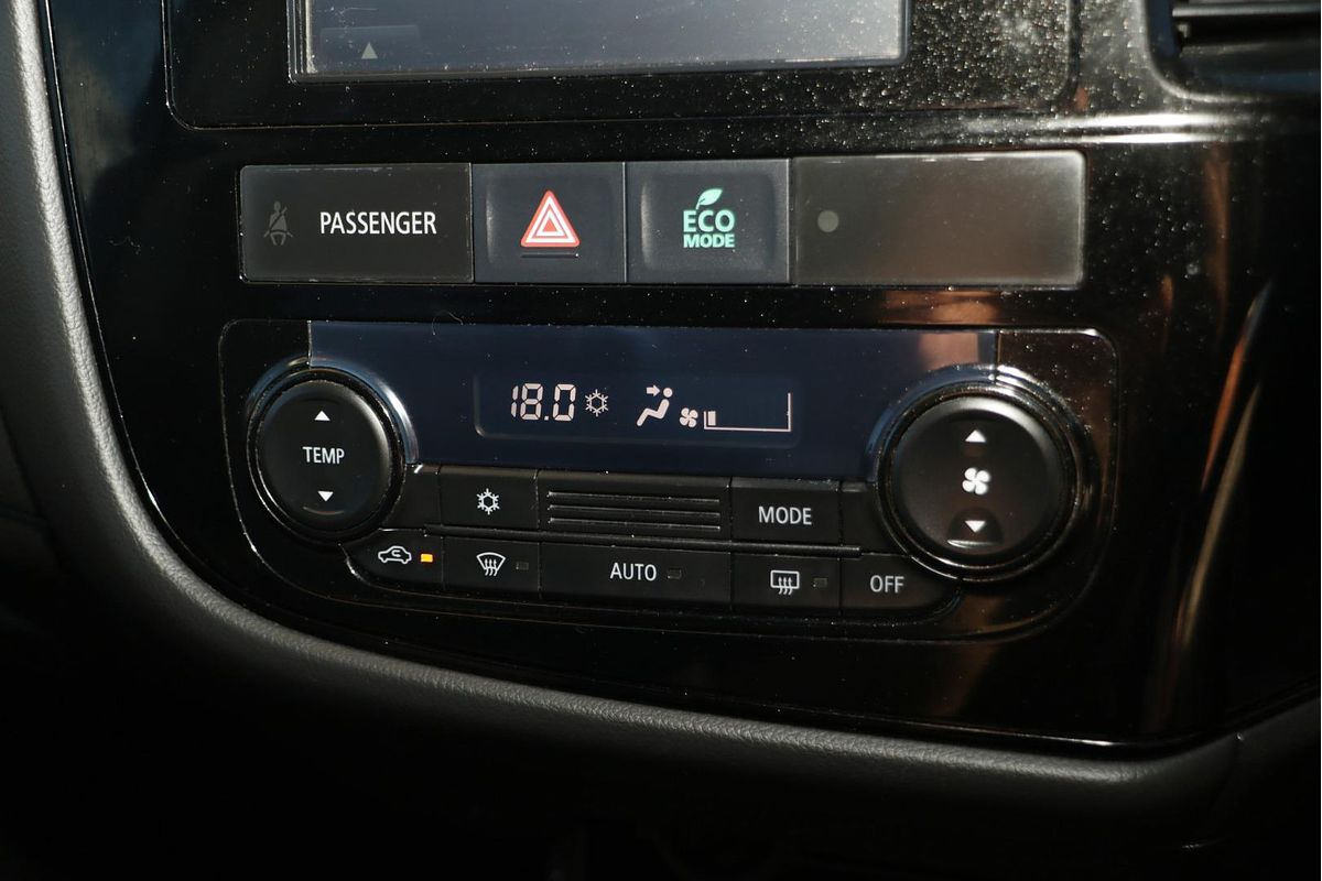 2015 Mitsubishi Outlander LS ZK