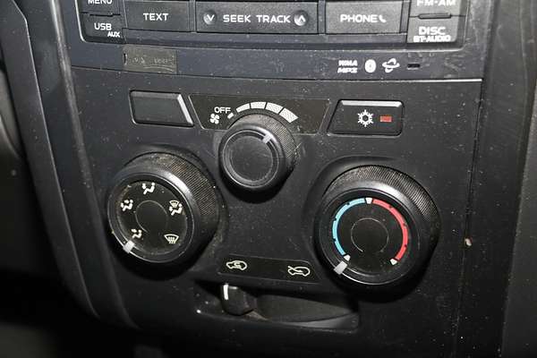 2013 Isuzu D-MAX SX Rear Wheel Drive