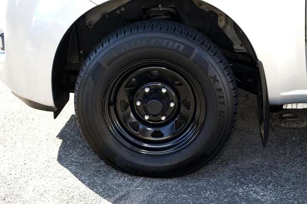 2013 Isuzu D-MAX SX Rear Wheel Drive