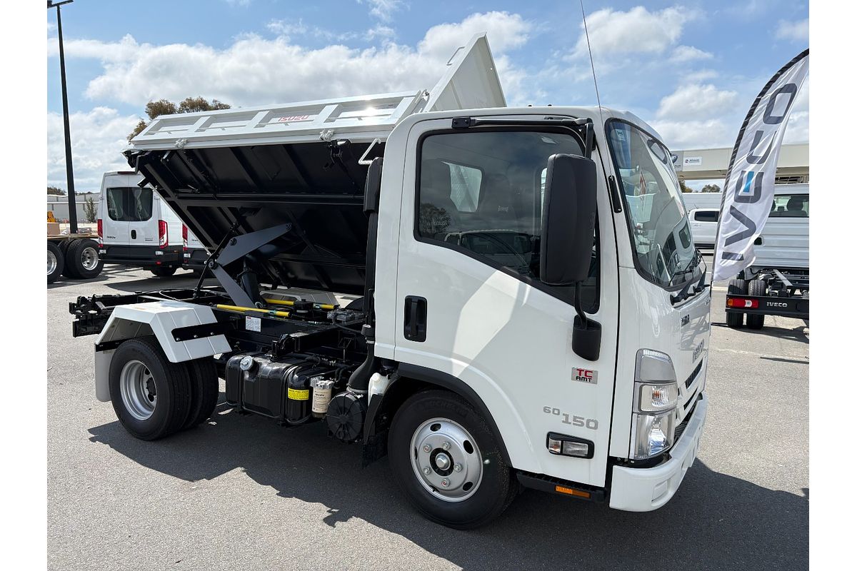 2025 Isuzu N Series NMR 60/45-150 Tri-Tipper SWB