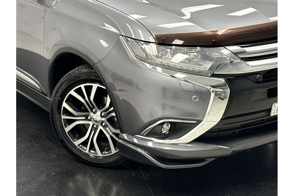 2018 Mitsubishi Outlander Exceed ZL