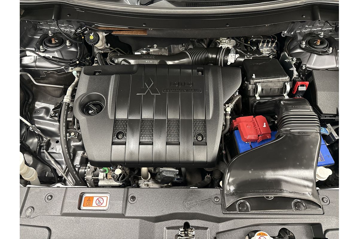2018 Mitsubishi Outlander Exceed ZL