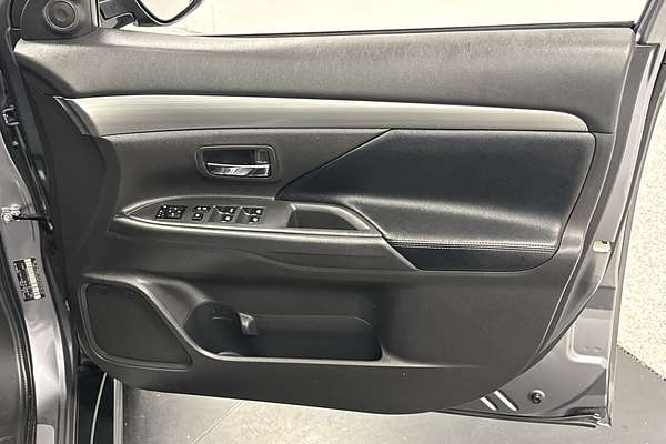 2018 Mitsubishi Outlander Exceed ZL