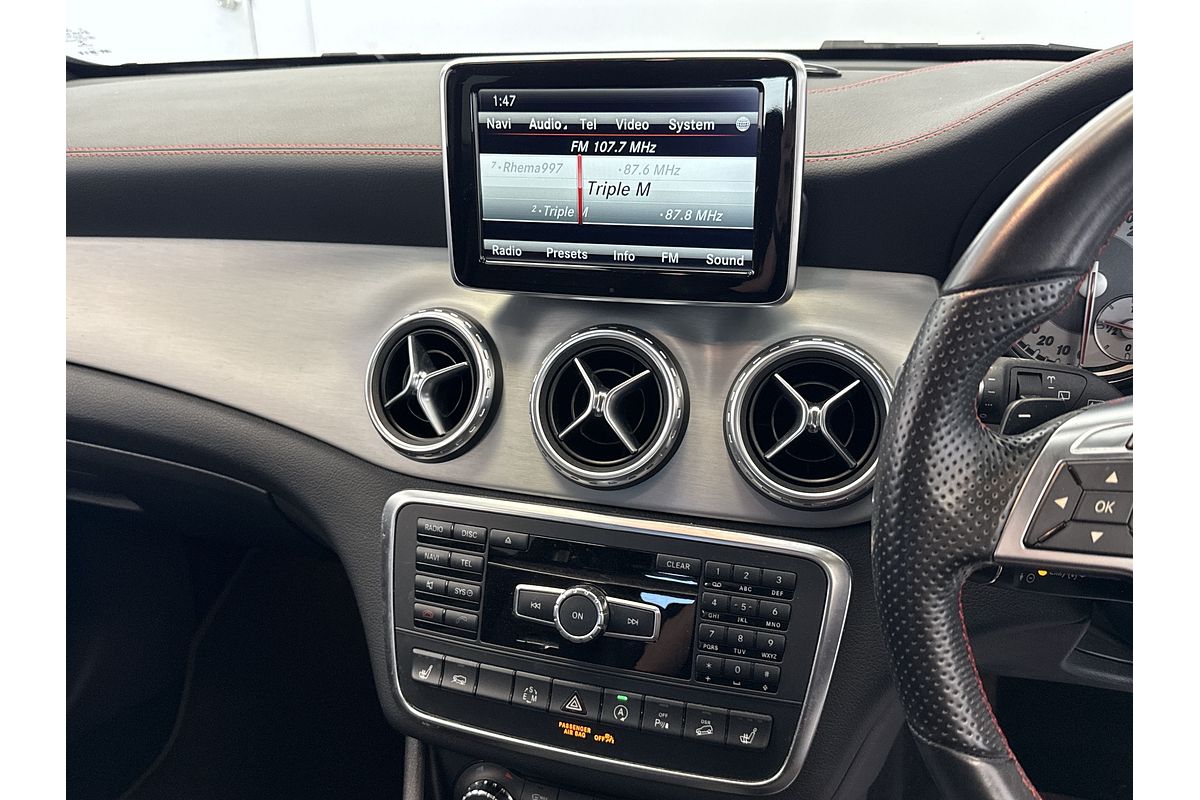 2015 Mercedes-Benz GLA-Class GLA250 X156