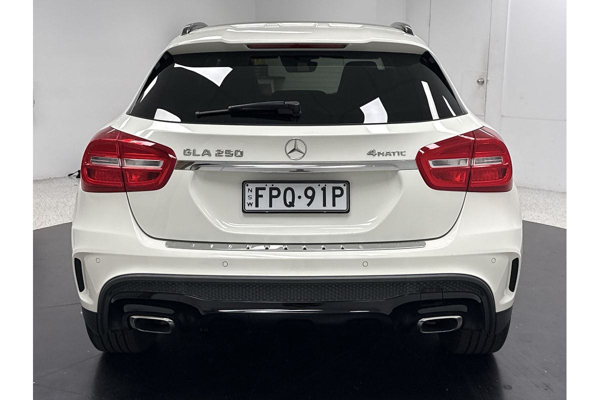 2015 Mercedes-Benz GLA-Class GLA250 X156