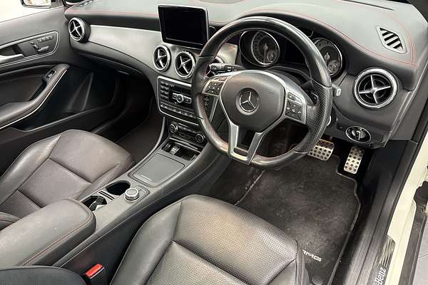 2015 Mercedes-Benz GLA-Class GLA250 X156