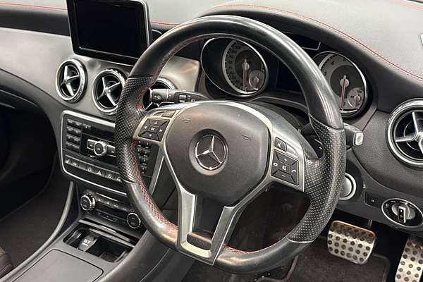 2015 Mercedes-Benz GLA-Class GLA250 X156
