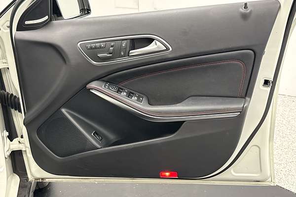 2015 Mercedes-Benz GLA-Class GLA250 X156