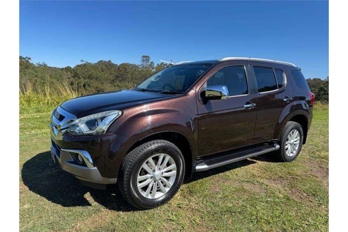 2017 Isuzu MU-X LS-T