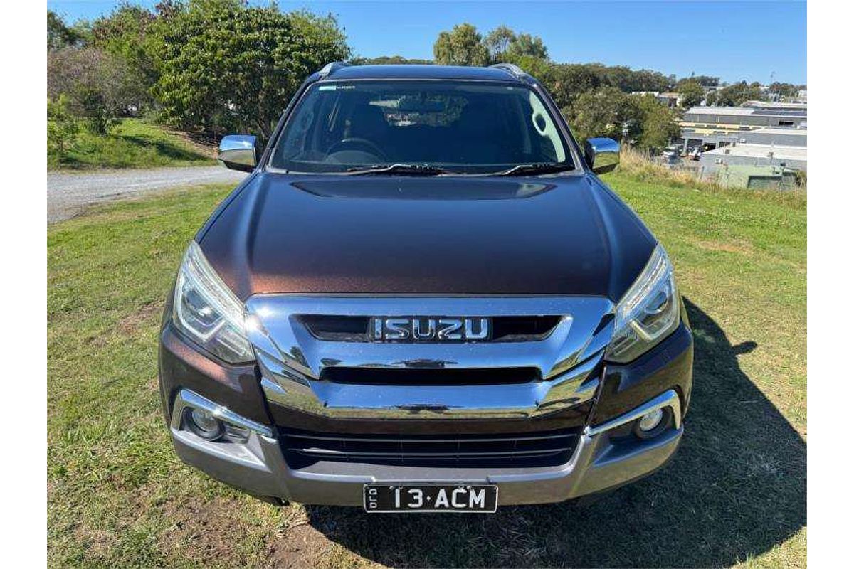 2017 Isuzu MU-X LS-T